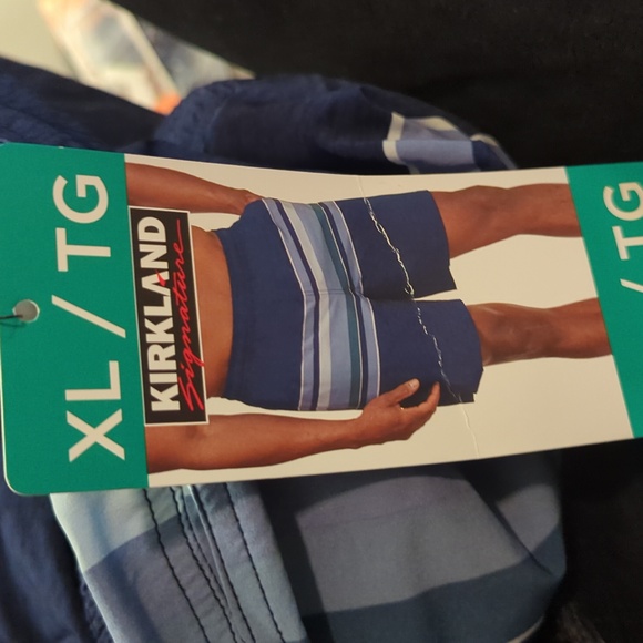 Kirkland men’s swim short - Picture 3 of 6
